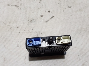 Mercedes Benz GLE-Class 167 (2019–2026) USB port A1678202103 - 3