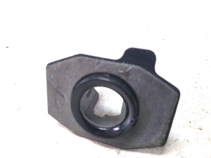 Tagumise parkimisanduri hoidik - 89348F4110