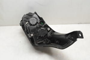 Kia ceed (2018–2026) Esituli 92102J7061 - 4