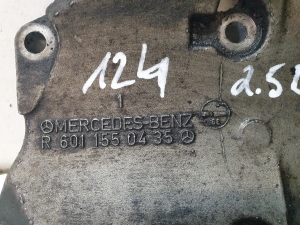 Ģeneratora kronšteins - R6011550435