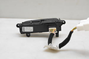 Kia ceed (2018–2026) Other switch 93300J7CJ0 - 5