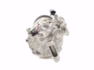 Mercedes Benz GLA-Class 156 (2013–2019) A/C compressor A0008303502 - 3
