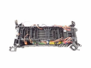 Mercedes Benz GLA-Class 156 (2013–2019) Kaitsmekarp salongis A2465400140 - 3