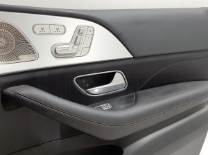 Mercedes Benz GLE-Class 167 (2019–2026) Priekšējo durvju apšuvums A1677201006 - 2