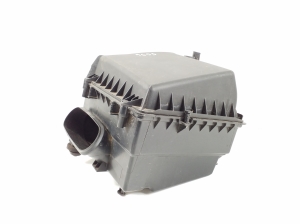 Mercedes Benz GLA-Class 156 (2013–2019) Air filter housing A6450900001 - 3