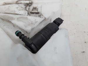 VOLVO C70 II (2006–2013) Scheibenwaschbehälter vorne 31253148 - 3