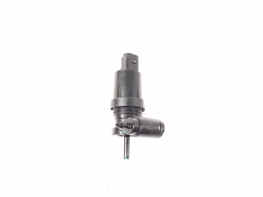 Mercedes Benz GLA-Class 156 (2013–2019) Front windshield washer pump A2468660000 Mercedes Benz GLA-Class 156 (2013–2019) Front windshield washer pump A2468660000