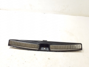 Rear panel interior trim - A1676900200