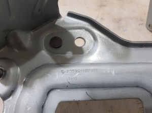 Mercedes Benz GLE-Class 167 (2019–2026) Sonstiger Halter A1673420200 - 2