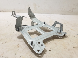 Mercedes Benz GLE-Class 167 (2019–2026) Sonstiger Halter A1673420200 - 3