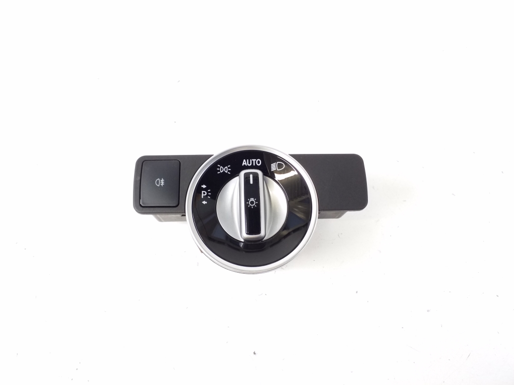 Mercedes Benz GLA-Class 156 (2013–2019) Headlight switch A2129050551 Mercedes Benz GLA-Class 156 (2013–2019) Headlight switch A2129050551