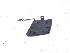 Volkswagen Passat B8 (2014–2023) Front bumper tow hook cover 3G0807155 - 2
