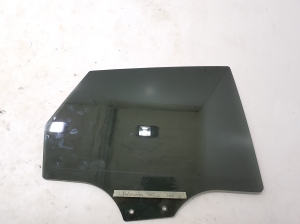 Vitre de porte latérale arrière - 80A845206A