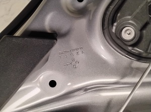 Mercedes Benz C-Class 205 (2014–2021) Tagumised küljeuksed A2057320210 - 8