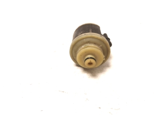 Kraftstofffilterhalter - 8572521