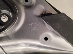 Mercedes Benz C-Class 205 (2014–2021) Tagumised küljeuksed A2057320110 - 3