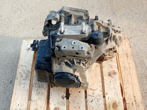   Getriebe  - 02e301103 