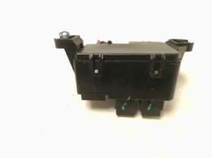 Opel Mokka (2012–2020) Kaitsmekarp salongis 826166 - 2