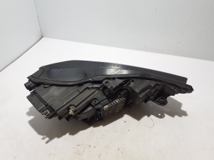 AUDI A6 C8 (2018–2025) Esituli 4K0941039 - 5