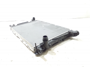 AUDI A5 (2016–2026) Jahutusradiaator 4K0121251L - 3