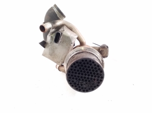 Volkswagen Golf VII (2012–2026) AGR-Ventilkühler 04L131512 - 2