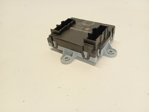 Jaguar XE (2015–2026) Front door control unit hpla14d617be - 5
