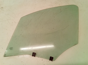 Front door glass - 43R001100