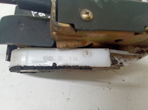 Mitsubishi Pajero III (1999–2006) Front door lock 02215 - 2