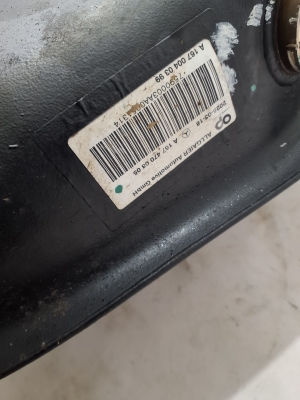 Mercedes Benz GLE-Class 167 (2019–2026) Kütusepaak A1674702605 - 2
