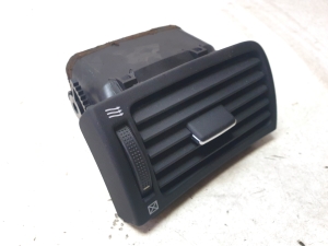 TOYOTA Avensis T25 (2003–2008) Dashboard air vent grilles 8518 - 2