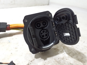 Mercedes Benz GLE-Class 167 (2019–2026) Battery charging port A1675403558 - 2