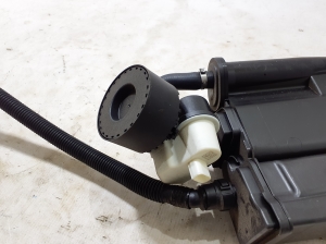 Mercedes Benz GLE-Class 167 (2019–2026) Aktivkohlefilter A1674705705 - 5