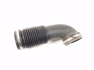   Air intake hose  - A6510902242 