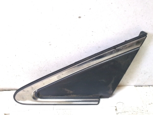 Mirror triangle trim - 6011805020