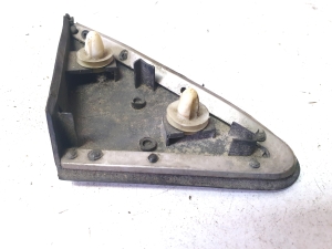 Kia Carens (1999–2006) Mirror triangle trim - 2