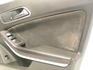 Mercedes Benz CLA-Class W117 (2013–2019) Priekšējo durvju apdare un tās detaļas - 5
