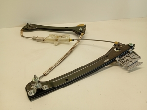 Mercedes Benz CLA-Class W117 (2013–2019) Front door window regulator frame 935666102 - 5