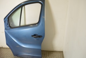 Front door - 80111945R