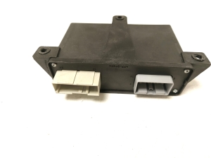 Jaguar XF (2008–2016) Electric parking brake control module 8W832C496BB - 4