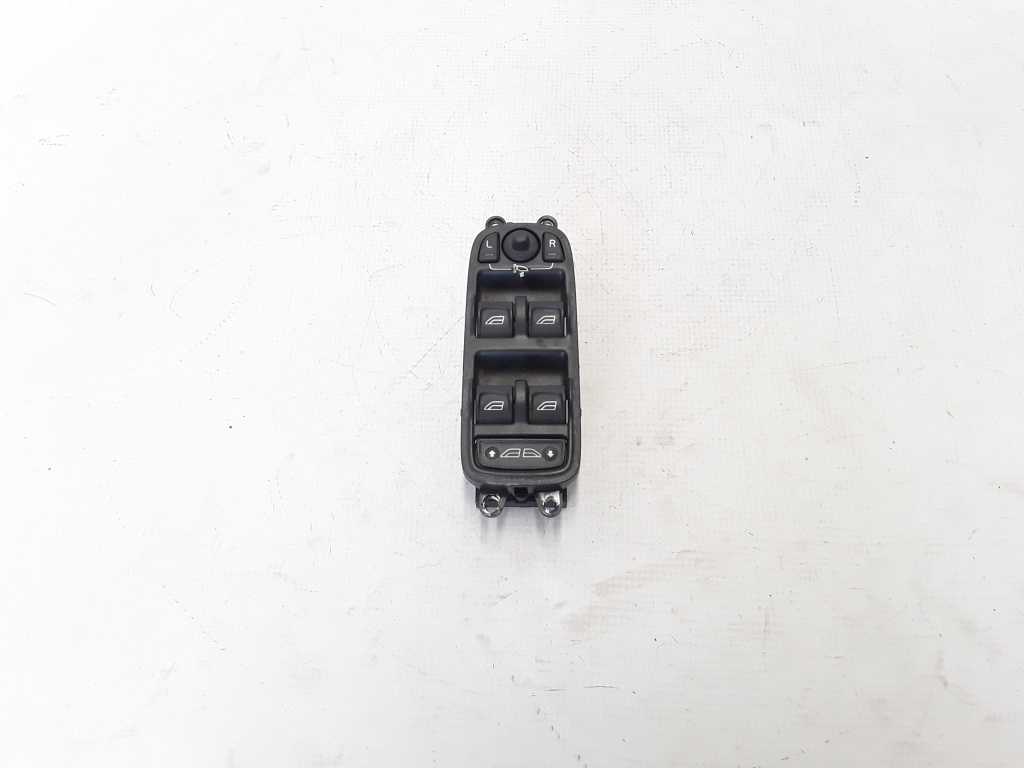 VOLVO C70 2 generation (2005-2013) Front Right Door Window Switch 30762142 21092030
