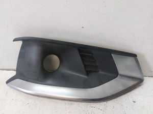 Nebelscheinwerferabdeckung vorne - 