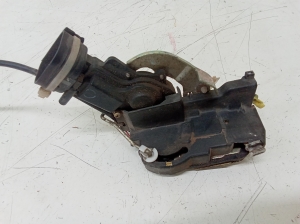 TOYOTA Land Cruiser 90 (1996–2002) Priekšējo durvju slēdzene 980623 - 3