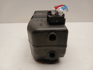 Mercedes Benz S-Class 221 (2005–2013) Sonstiges Teil des Vordersitzes A0008004448 - 4