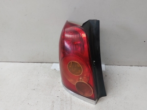 TOYOTA Avensis T25 (2003–2008) Eckleuchte hinten - 2