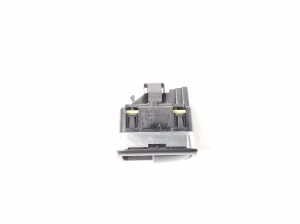 Mercedes Benz GLA-Class 156 (2013–2019) Rear side door window switch A2049058102 - 3