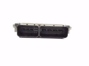 Mercedes Benz GLA-Class 156 (2013–2019) Engine control unit A6519007003 - 2