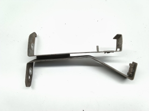 Halter Unterfahrschutz vorne - A2045241340