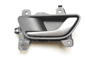 Rear side door interior handle - 82613BE010
