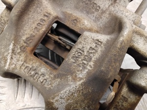 Ford Mustang Mach-E Mach-E (2020–2026) Tagumine pidurisadul JX612D253B - 4