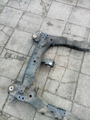 Opel Insignia (2017–2026) Eesmine alusraam 84305675 - 5